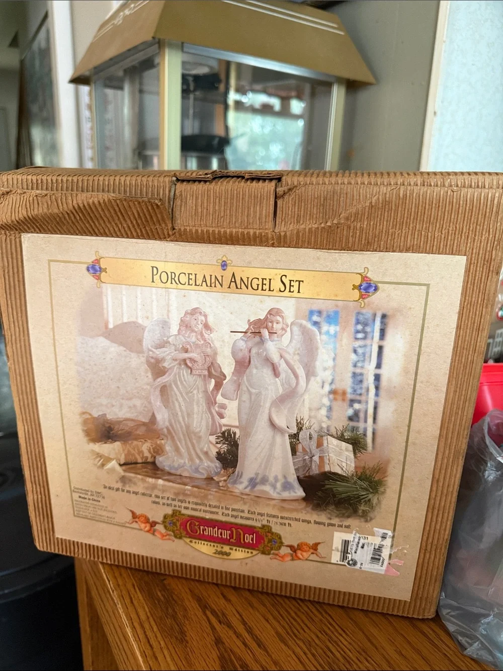 Grandeur Noel 2000 Porcelain Angel Set 2pc Collectible Christmas Angels